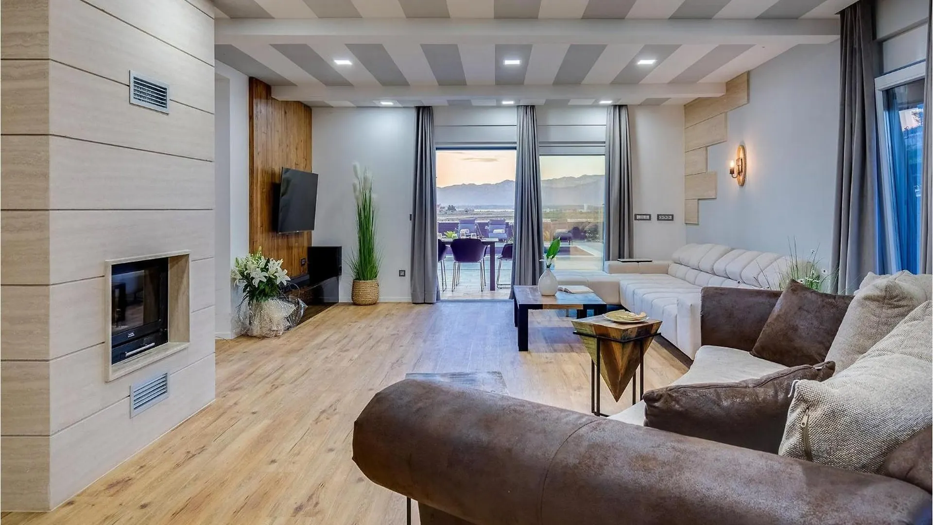 Villa Dona Nin 0*,  Croatia